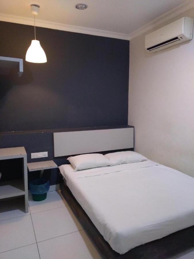 Hotel Rim Global Pj21 Kampong Baharu Sungai Way Exterior foto